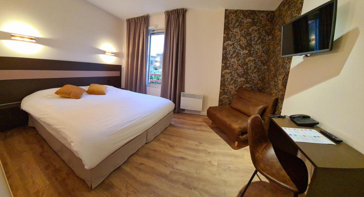 Hotel Pont De Senard モンテギュ エクステリア 写真